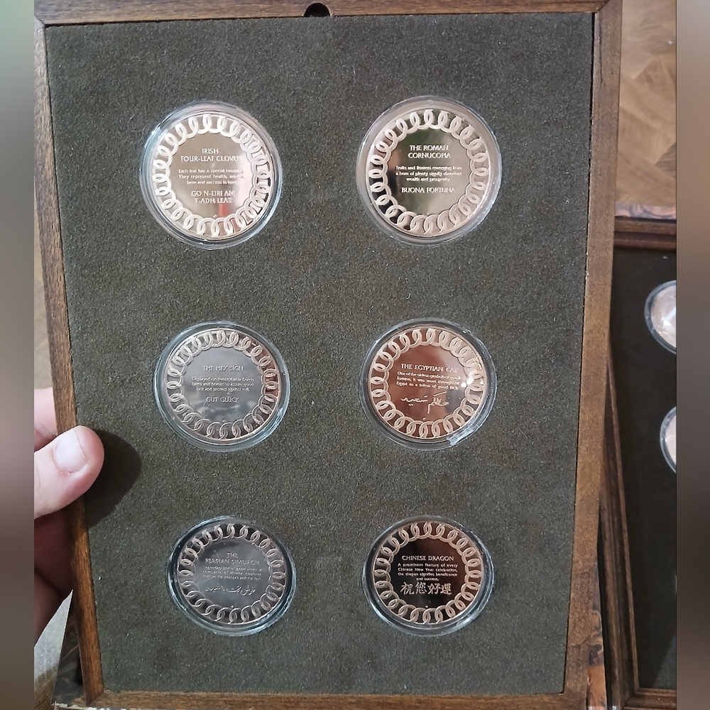 Good Luck Medal Collection - Picture 4 of 12